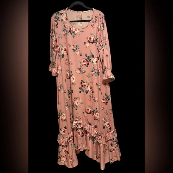 Floral Pink Maxi Dress - Picture 2 of 6